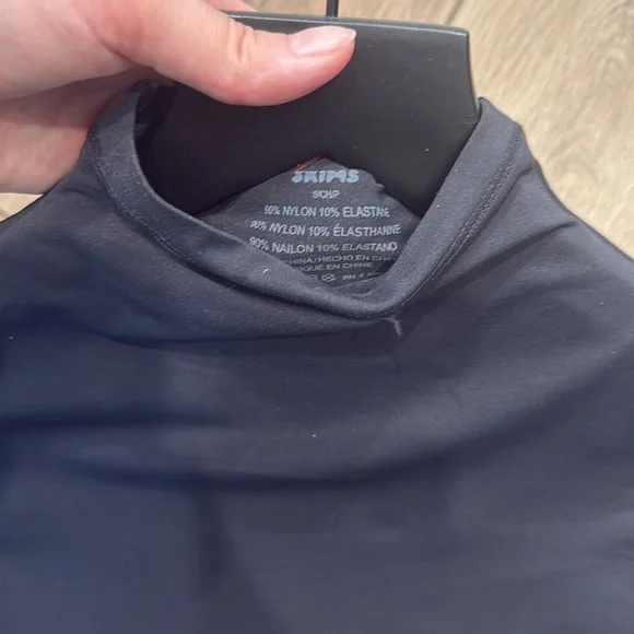 SKIMS - Picture 3 of 3